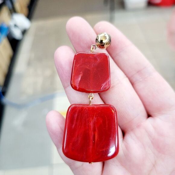 Brand New Red Square Earrings - Picture 2 of 5